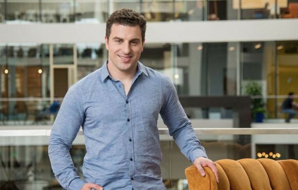 Brian Chesky, Airbnb