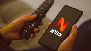 Dzielenie konta Netflix – sposoby, ryzyko, kary / Fot. rafapress, Shutterstock.com