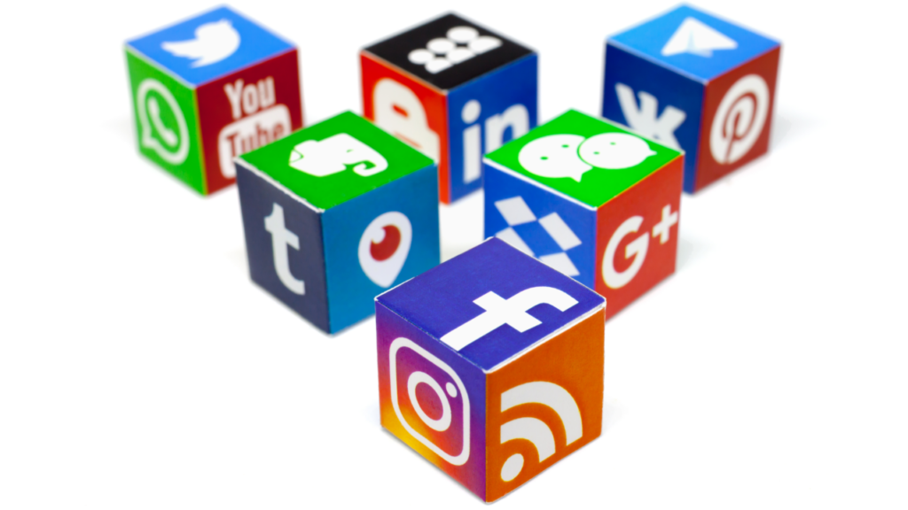 social-media-marketing-na-czym-polega-umiejetnosci-strategie platformy - Fot. Stanislaw Mikulski, Shutterstock.com