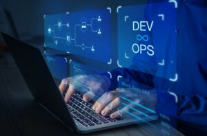 DevOps i chmura to dobre połączenie / Fot. NicoElNino, Shutterstock.com