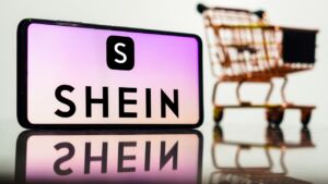Shein: Innowacyjne podejście do mody i marketingu / Fot. rafapress, Shutterstock.com