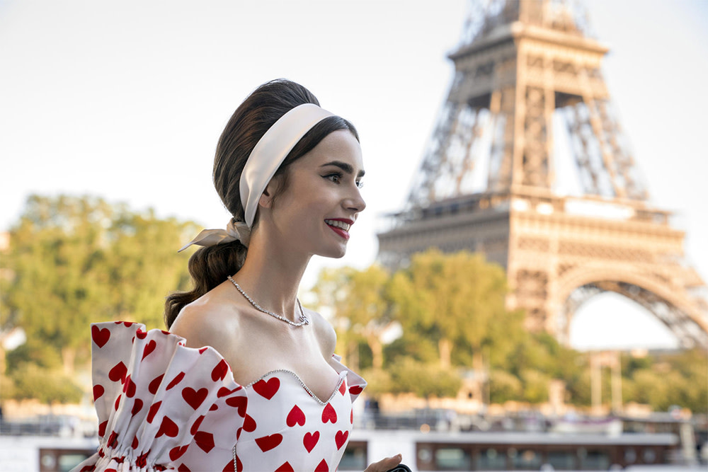Serial "Emily w Paryżu" ma spore grono fanów, ale wielu widzów nie szczędzi słów krytyki./ Fot. Netflix.com